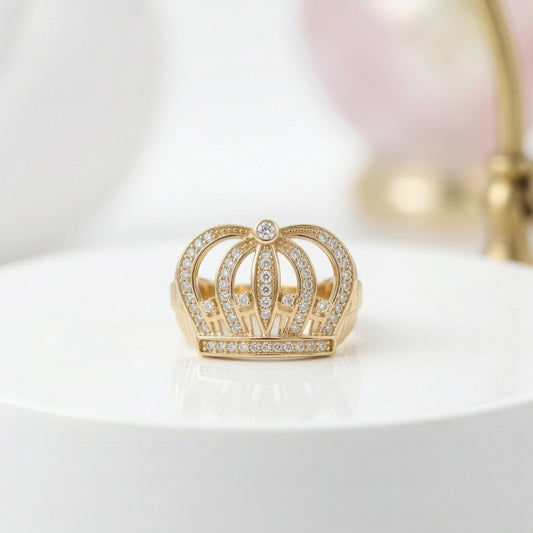 Anillo Corona de Oro con Diamantes